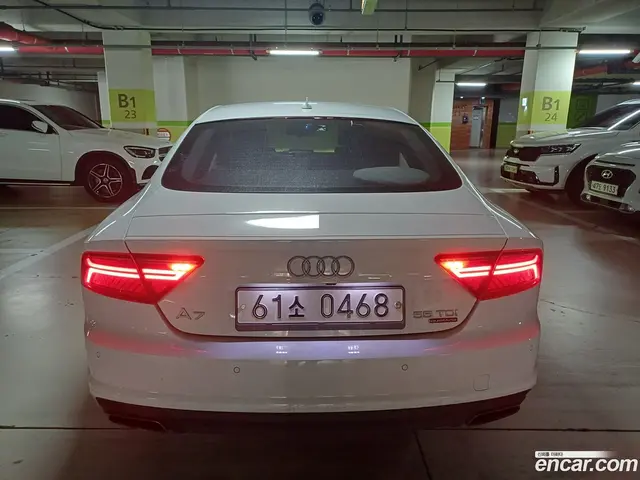 Main__Slider__Photo:A7 Audi 2016.2-1