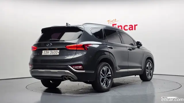 Main__Slider__Photo:Santafe Hyundai 2018.8-1