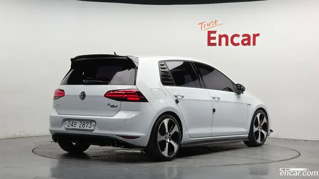 Main__Slider__Photo:Golf Volkswagen 2014.5-1