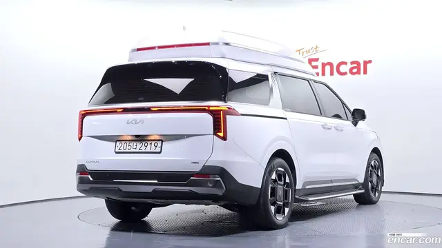 Main__Slider__Photo:Canival Kia 2024.10-1
