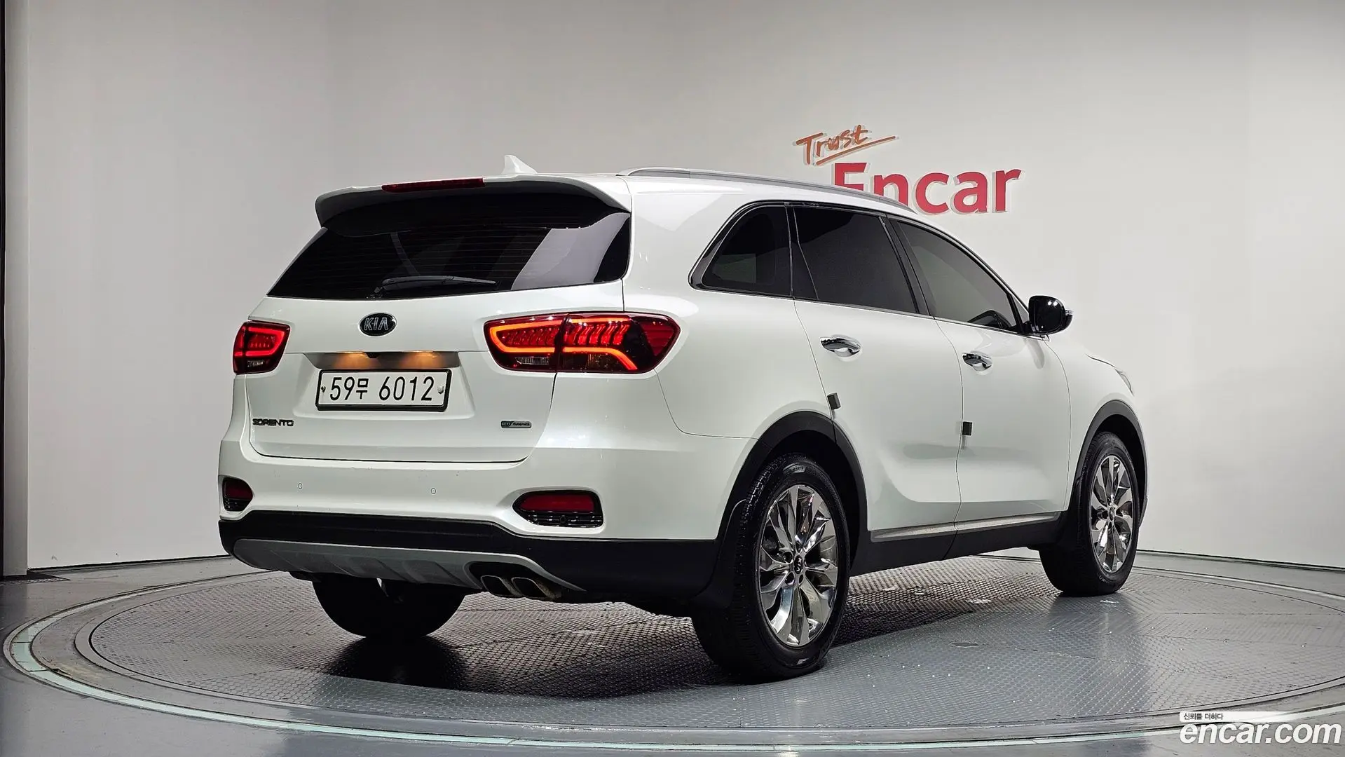 Main__Slider__Photo:Sorento Kia 2017.10-1