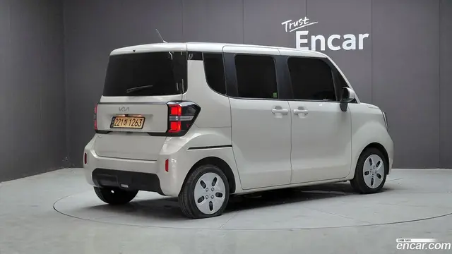 Main__Slider__Photo:RAY Kia 2023.4-1