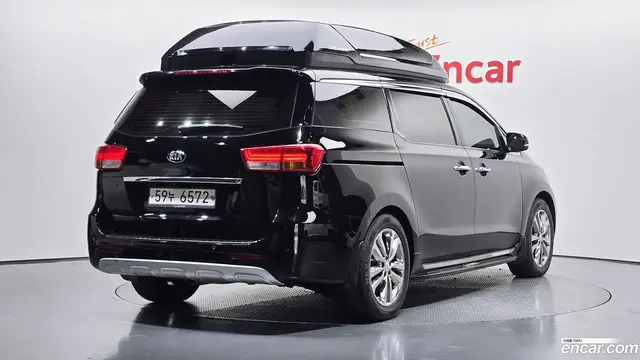 Main__Slider__Photo:Canival Kia 2017.7-1