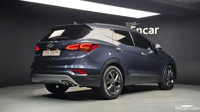 Main__Slider__Photo:Santafe Hyundai 2016.7-1