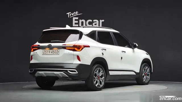 Main__Slider__Photo:Seltos Kia 2019.9-1