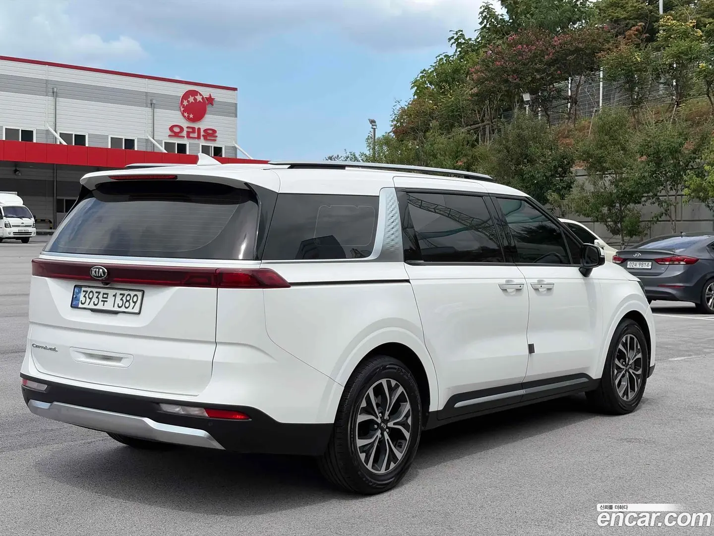 Main__Slider__Photo:Canival Kia 2021.2-1