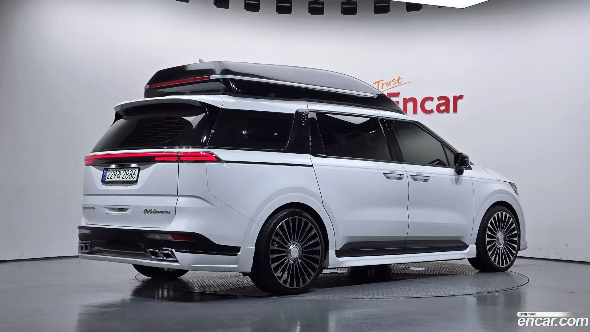Main__Slider__Photo:Canival Kia 2021.4-1