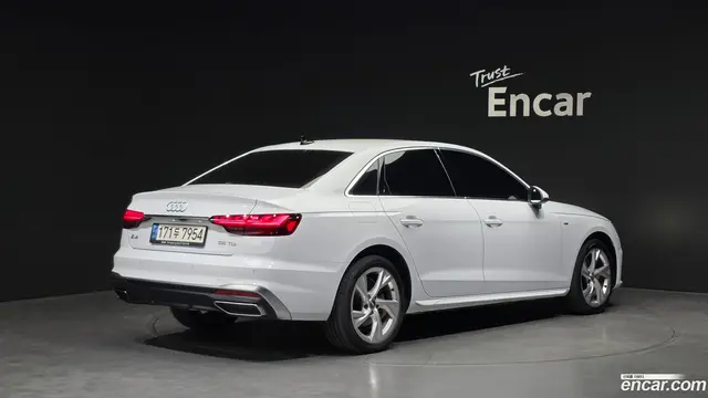 Main__Slider__Photo:A4 Audi 2021.11-1
