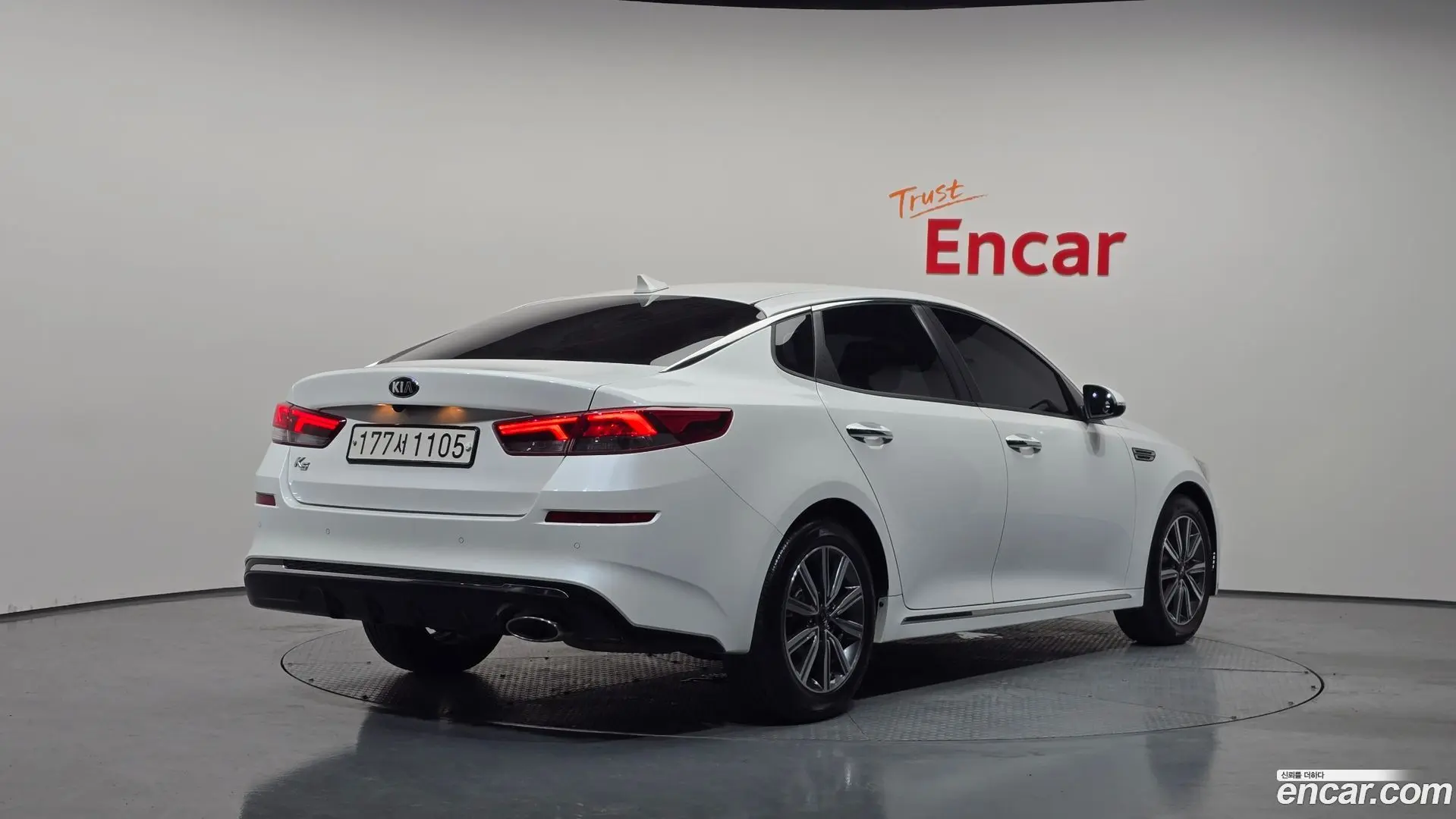 Main__Slider__Photo:K5 Kia 2018.5-1