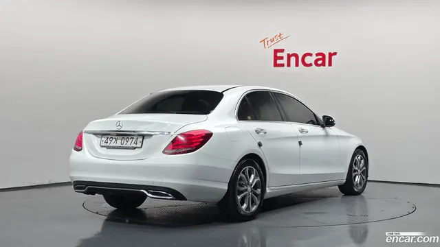 Main__Slider__Photo:C-Class Mercedes-Benz 2015.11-1