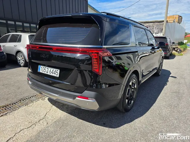 Main__Slider__Photo:Canival Kia 2025.1-1