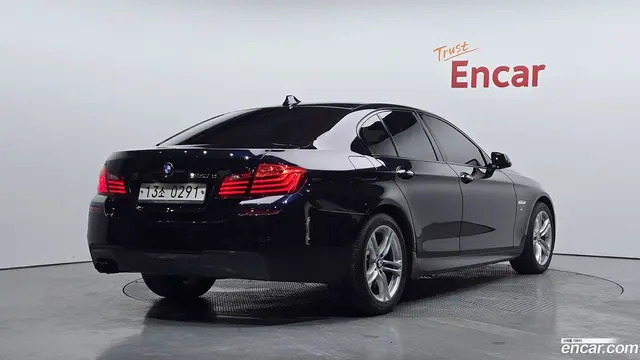 Main__Slider__Photo:5-Series BMW 2016.9-1