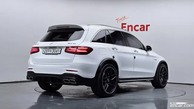 Main__Slider__Photo:GLC-Class Mercedes-Benz 2018.11-1