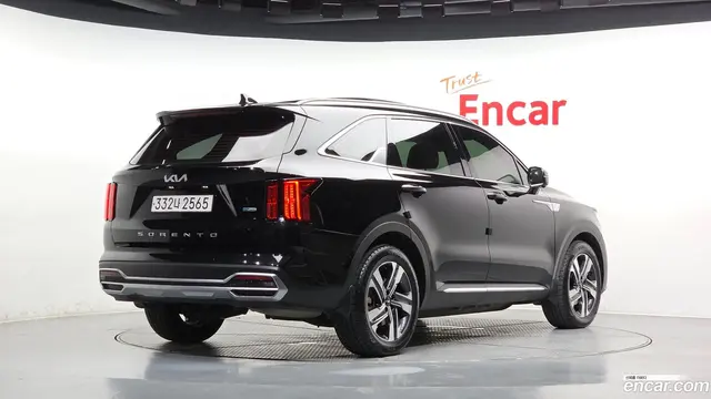 Main__Slider__Photo:Sorento Kia 2022.6-1