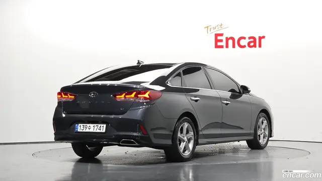 Main__Slider__Photo:Sonata Hyundai 2017.9-1