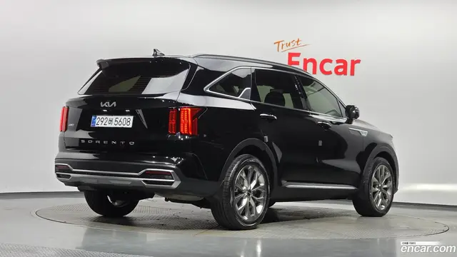 Main__Slider__Photo:Sorento Kia 2021.9-1