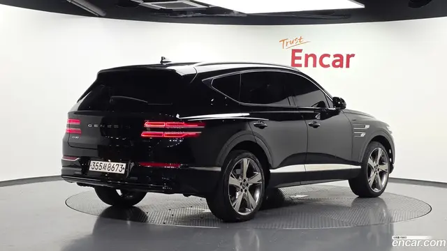 Main__Slider__Photo:GV80 Genesis 2020.10-1
