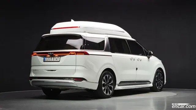 Main__Slider__Photo:Canival Kia 2023.7-1