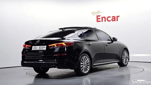 Main__Slider__Photo:K5 Kia 2018.4-1