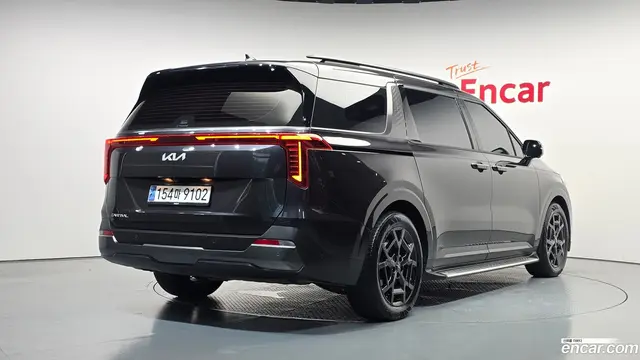 Main__Slider__Photo:Canival Kia 2023.11-1