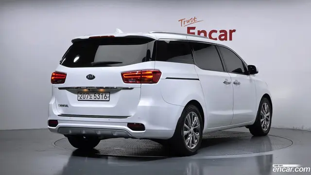 Main__Slider__Photo:Canival Kia 2020.6-1