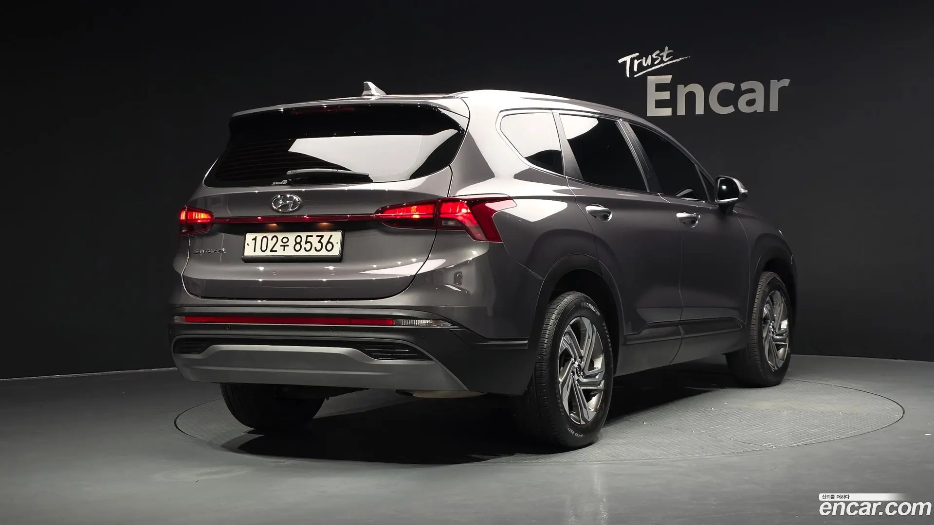 Main__Slider__Photo:Santafe Hyundai 2022.6-1