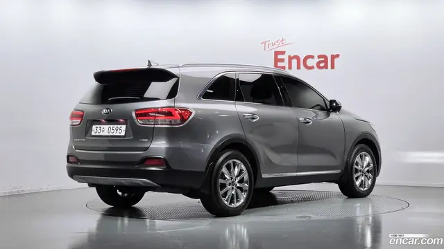 Main__Slider__Photo:Sorento Kia 2016.5-1