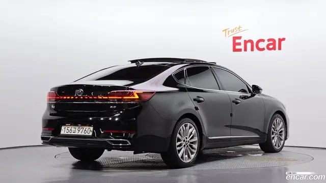 Main__Slider__Photo:K7 Kia 2019.8-1