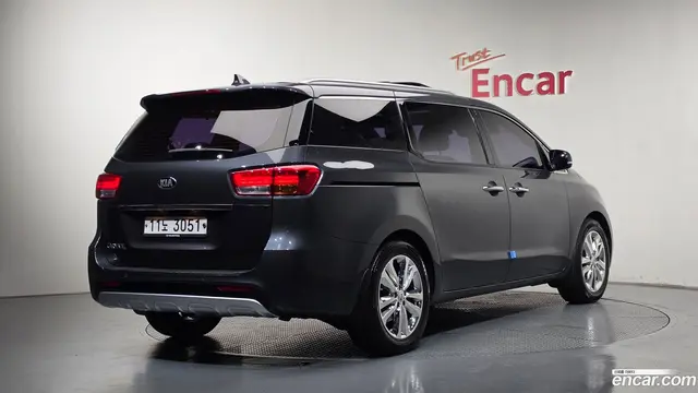 Main__Slider__Photo:Canival Kia 2015.5-1