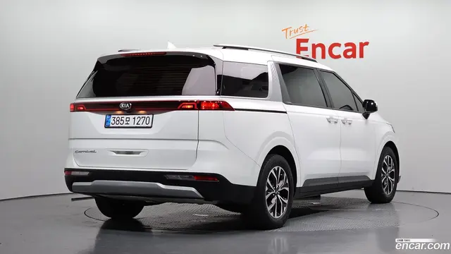 Main__Slider__Photo:Canival Kia 2021.0-1