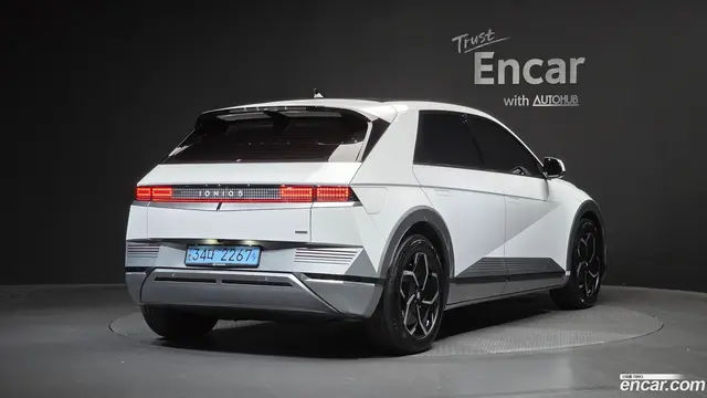Main__Slider__Photo:Ioniq5 Hyundai 2023.1-1