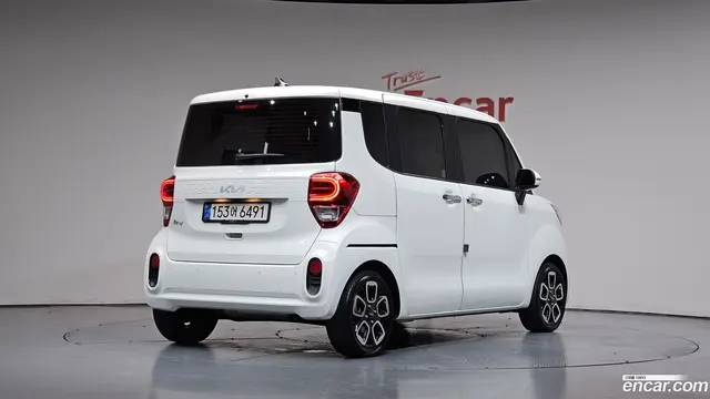 Main__Slider__Photo:RAY Kia 2022.3-1