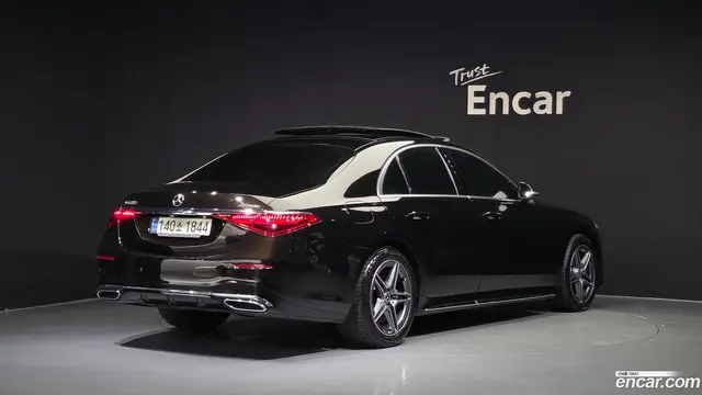 Main__Slider__Photo:S-Class Mercedes-Benz 2021.5-1