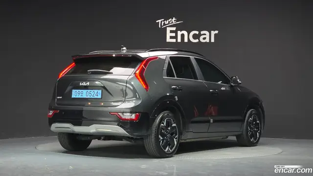 Main__Slider__Photo:Niro Kia 2023.3-1