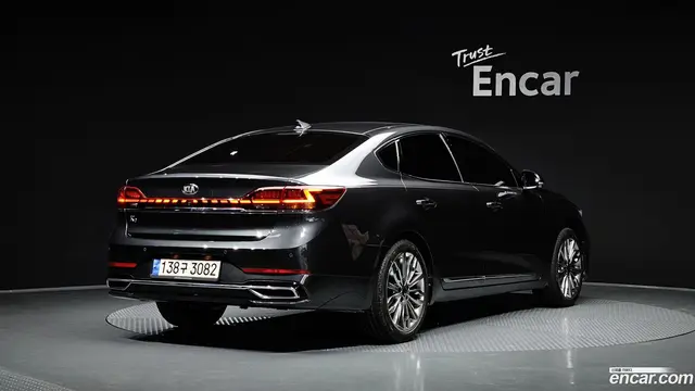Main__Slider__Photo:K7 Kia 2021.3-1