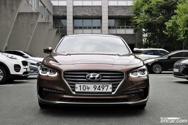 Main__Slider__Photo:Grandeur Hyundai 2018.9-1