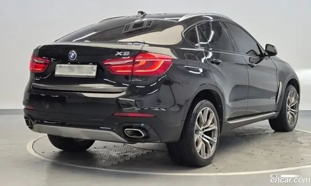 Main__Slider__Photo:X6 BMW 2015.3-1