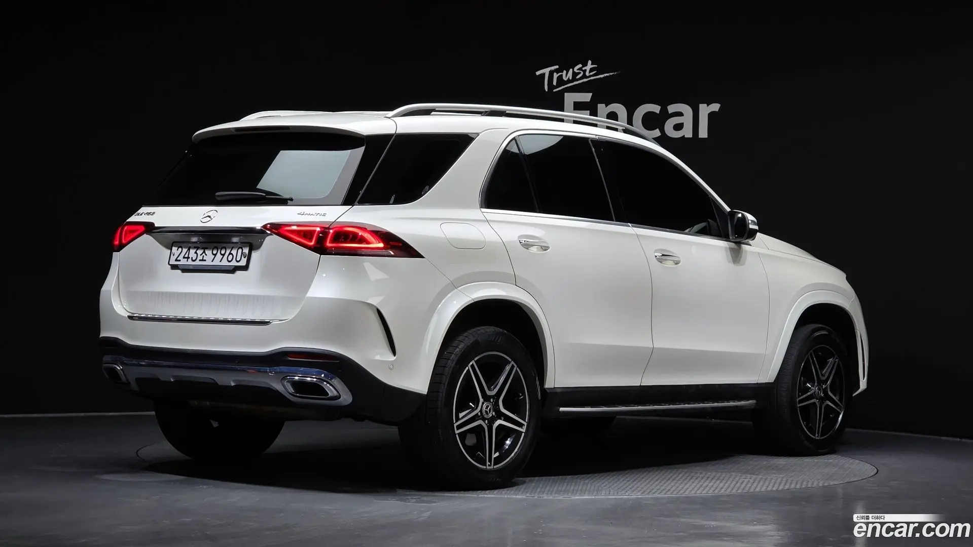 Main__Slider__Photo:GLE-Class Mercedes-Benz 2019.9-1