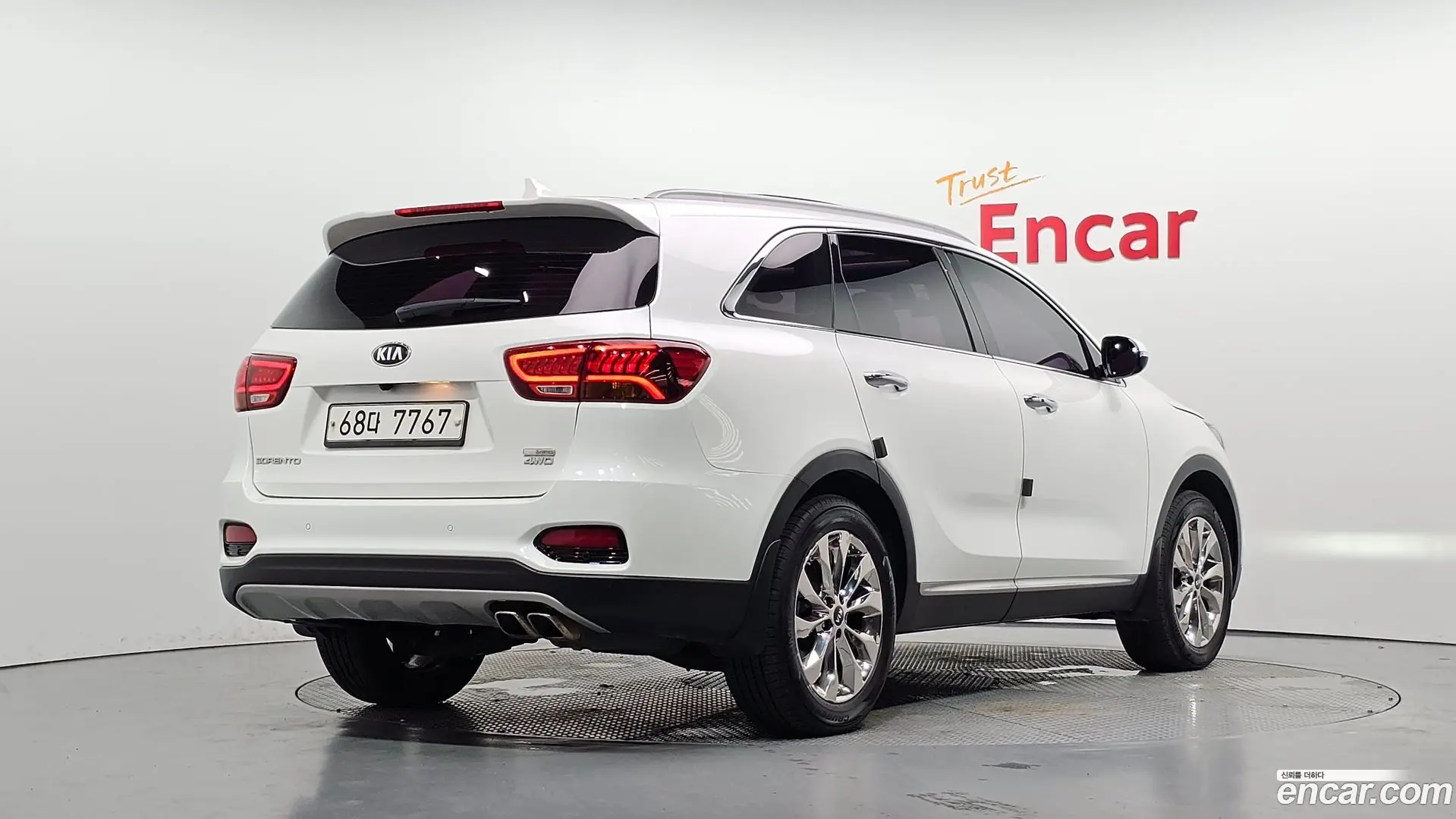 Main__Slider__Photo:Sorento Kia 2017.8-1