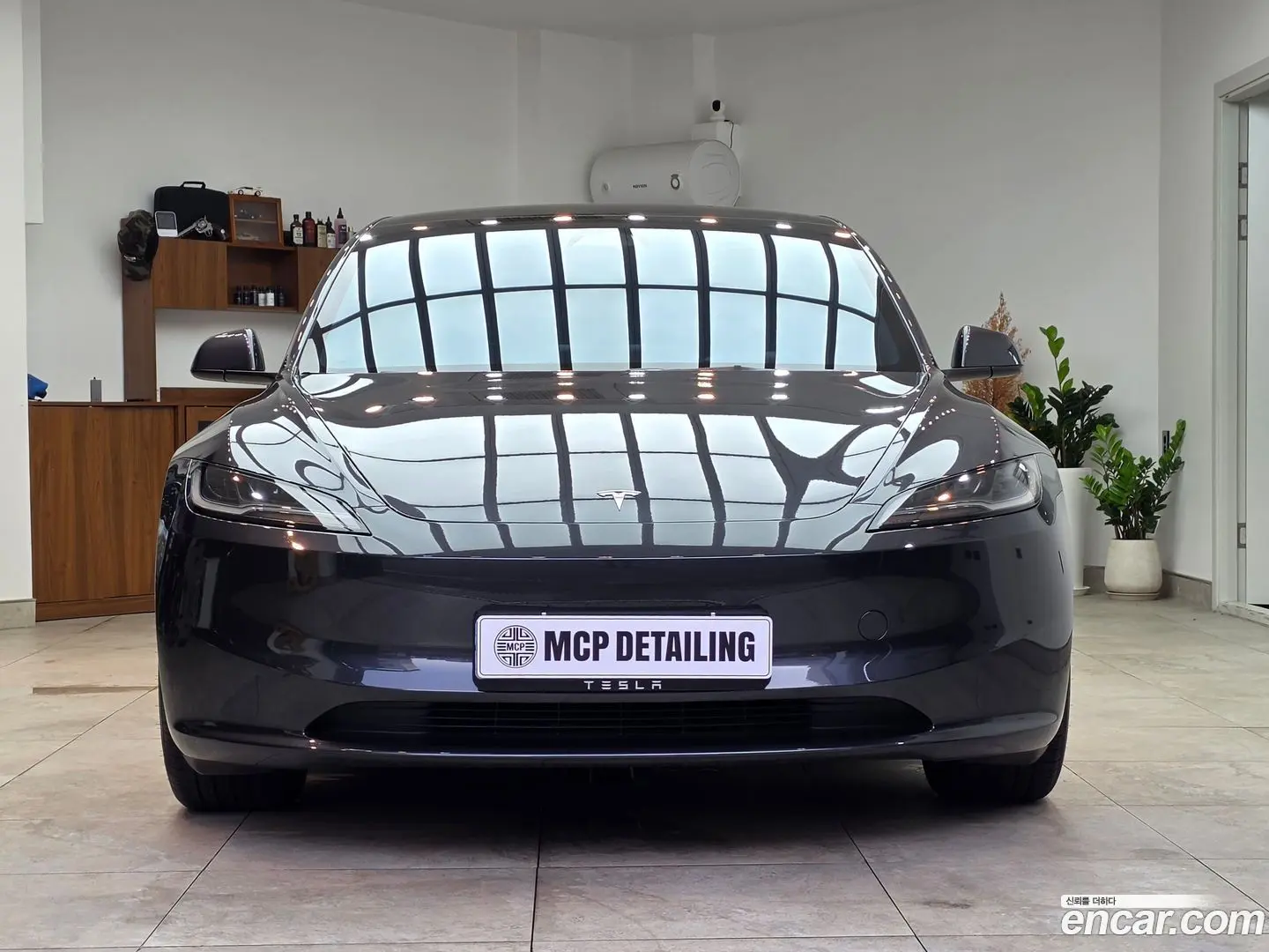 Main__Slider__Photo:Model 3 Tesla 2025.8-1