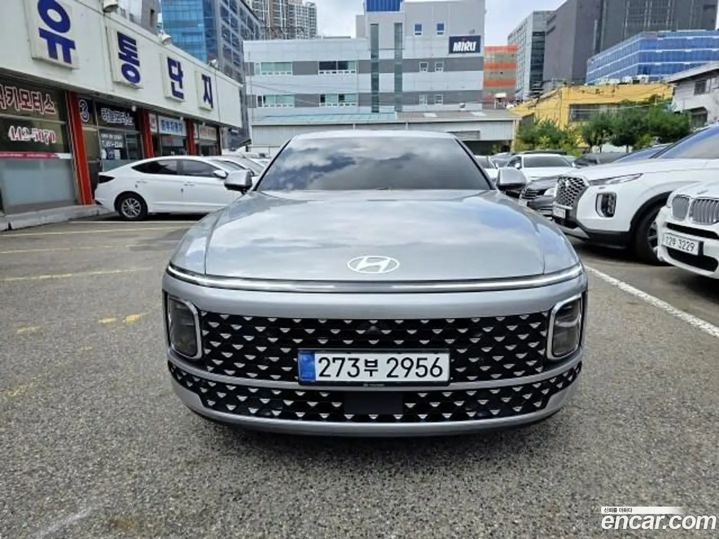 Main__Slider__Photo:Grandeur Hyundai 2024.5-1