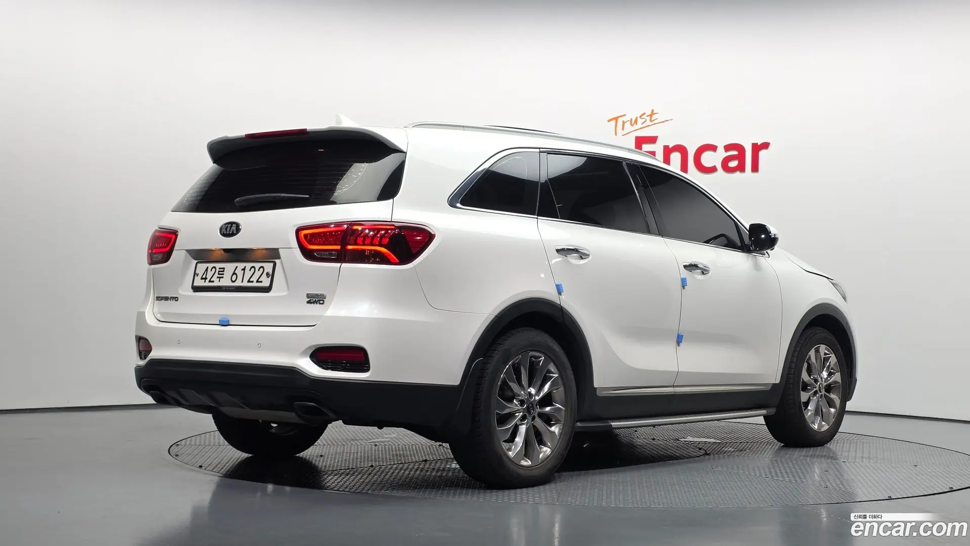 Main__Slider__Photo:Sorento Kia 2018.7-1