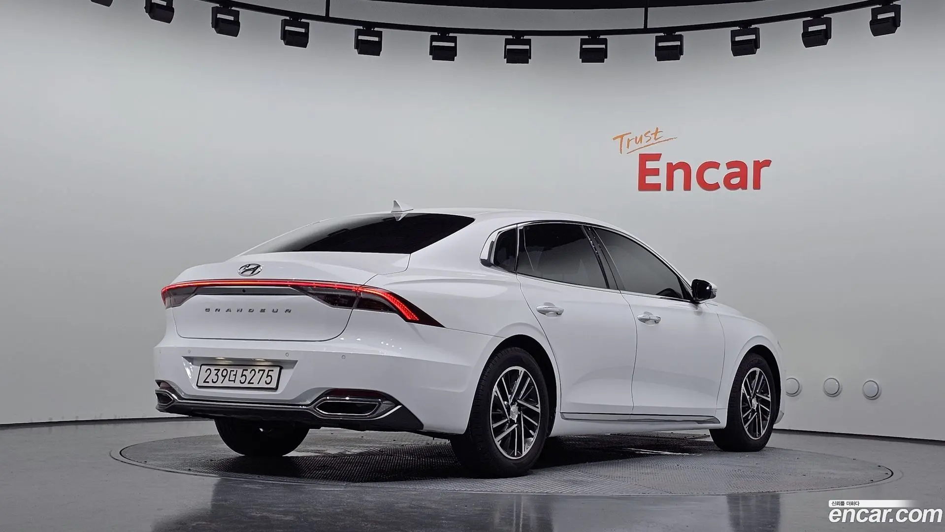 Main__Slider__Photo:Grandeur Hyundai 2020.10-1