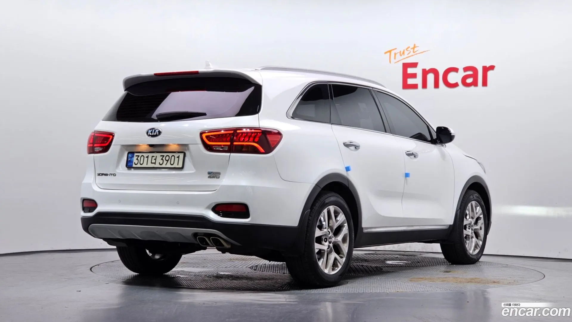 Main__Slider__Photo:Sorento Kia 2019.2-1