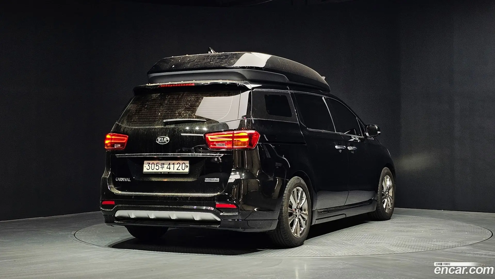 Main__Slider__Photo:Canival Kia 2019.6-1