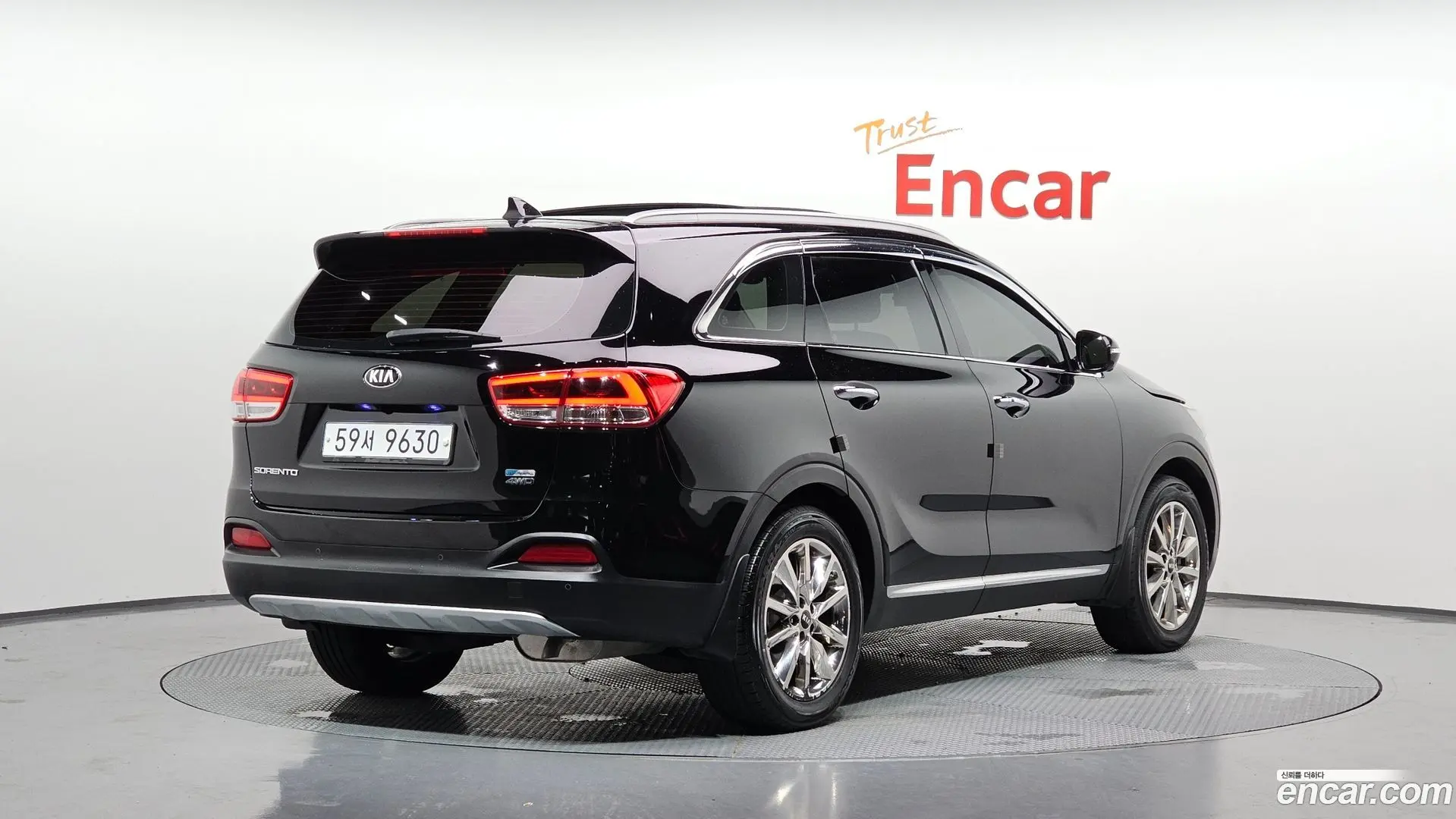 Main__Slider__Photo:Sorento Kia 2014.9-1