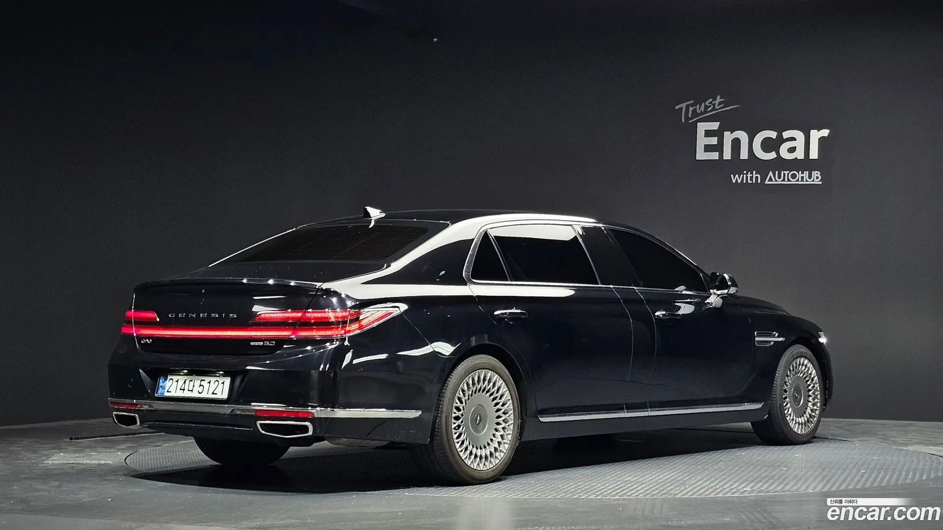 Main__Slider__Photo:G90 Genesis 2020.1-1