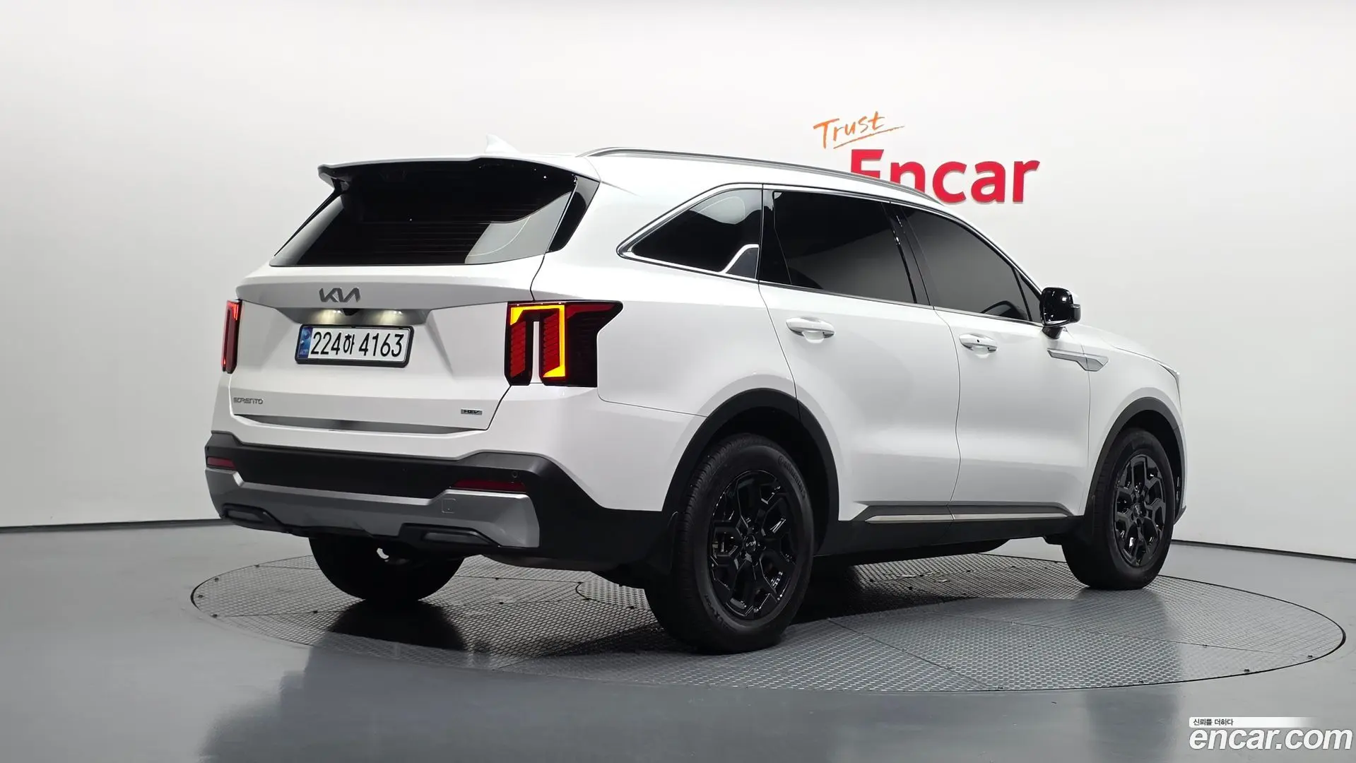 Main__Slider__Photo:Sorento Kia 2025.0-1