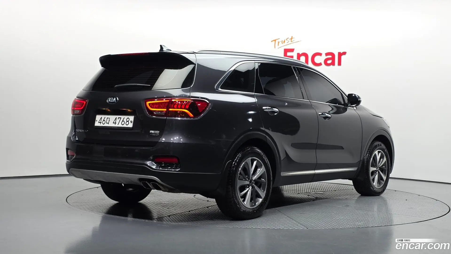 Main__Slider__Photo:Sorento Kia 2019.5-1