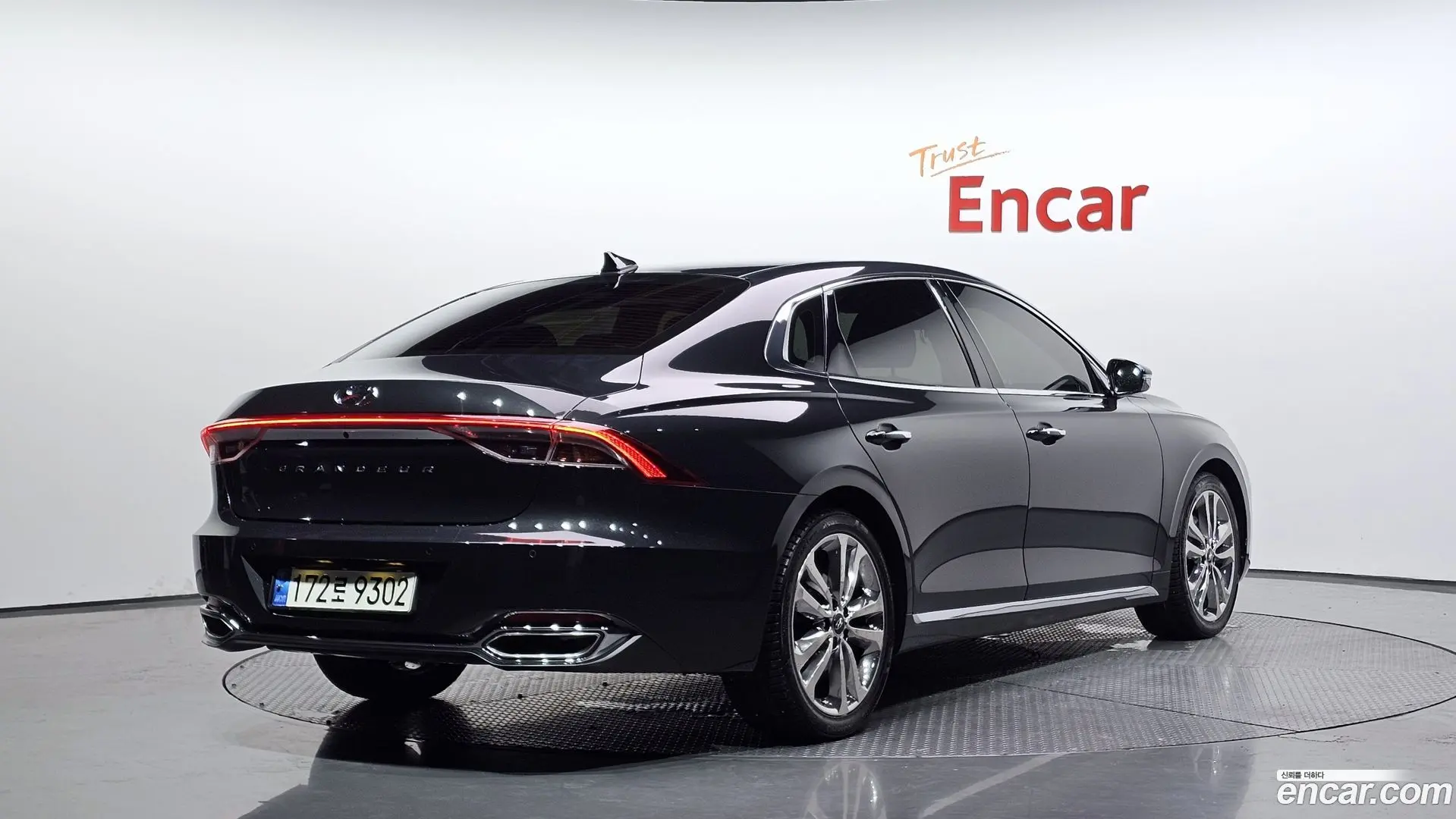 Main__Slider__Photo:Grandeur Hyundai 2020.10-1